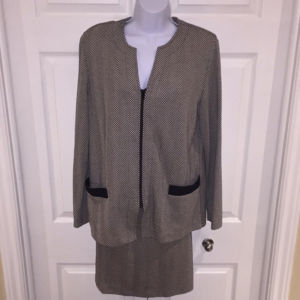 Vintage Weekenders Ladies 2 Piece Jacket & Skirt Set Size Medium